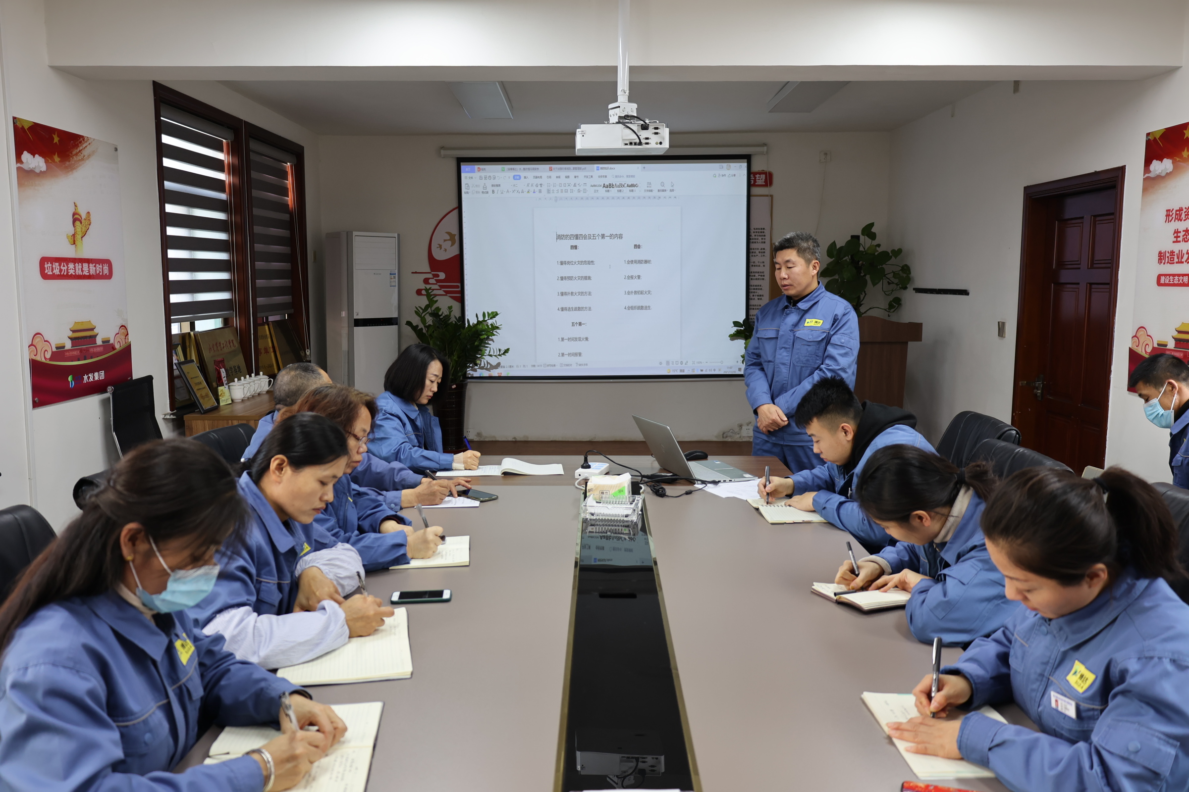 1637568871565832.jpg AV9A0935.JPG