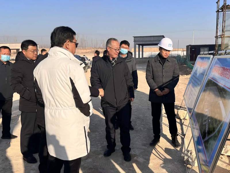 1640934415225305.jpg 朔州市紀(jì)委書(shū)記、懷仁市紀(jì)委書(shū)記等一行視察懷仁市辰海公司施工現(xiàn)場(chǎng)照片.jpg